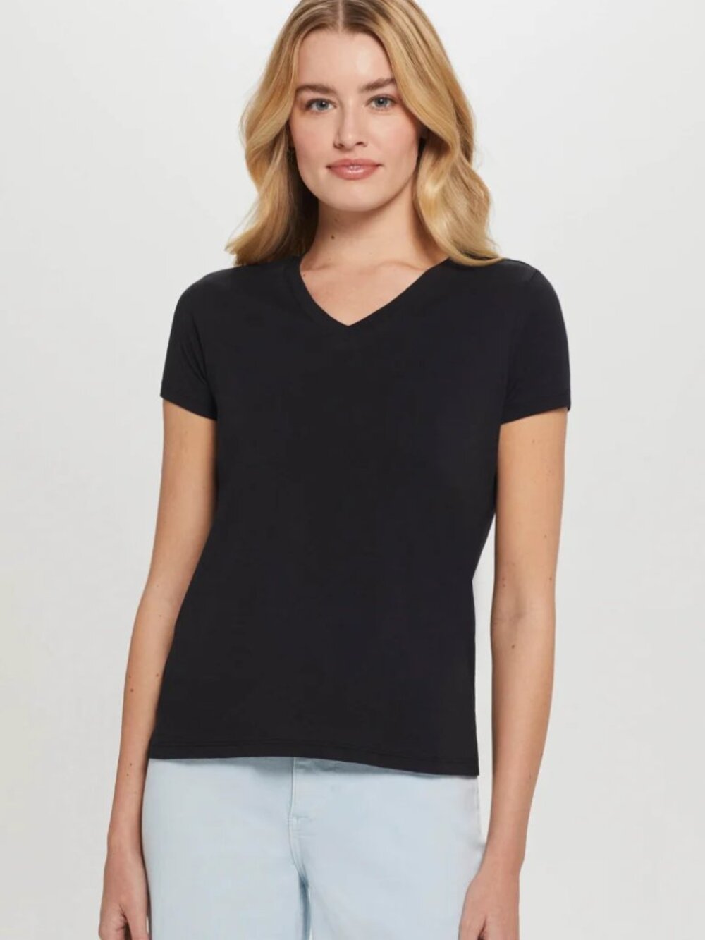 New Goldie Lewinter Short Sleeve 100% Pima Organic Cotton Boy V-Neck Black Tee
